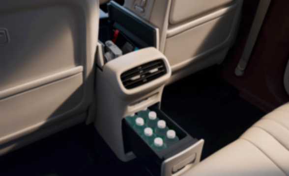 理想“冰彩大護城河” 被10萬級SUV標配