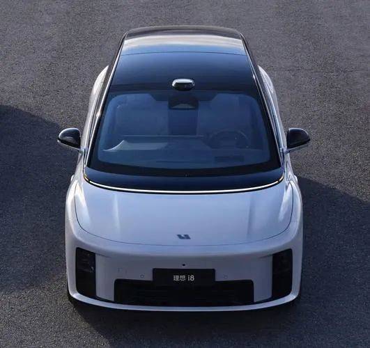 理想銷量斷崖跌出前十 李想后招及時補救