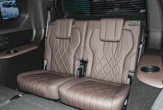 2026款星途攬月煥新上市 配CDC懸架 售15.99萬起